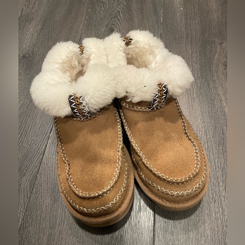 UGG Women's Classic Ultra Mini Alpine Boots